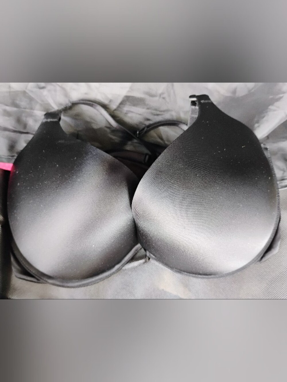 2 Victoria's Secret Padded Bras 34 DD